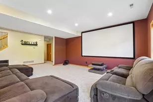 1640 Great Forest Dr, West Bend, WI 53090 - Photo 40