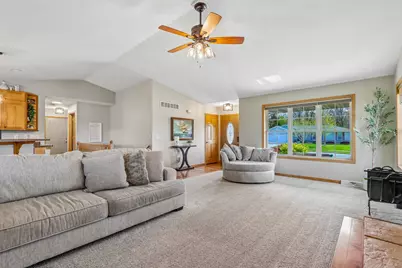 1640  Great Forest Dr, West Bend, WI 53090 - Photo 10