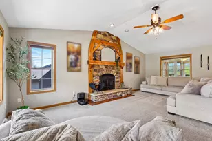 1640 Great Forest Dr, West Bend, WI 53090 - Photo 8