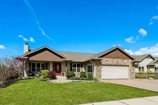 1640 Great Forest Dr, West Bend, WI 53090 - Photo 6