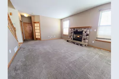 1805  Deer Path -, Waukesha, WI 53189 - Photo 28