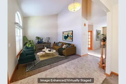 1805  Deer Path -, Waukesha, WI 53189 - Photo 4