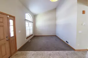 1805 Deer Path, Waukesha, WI 53189 - Photo 24