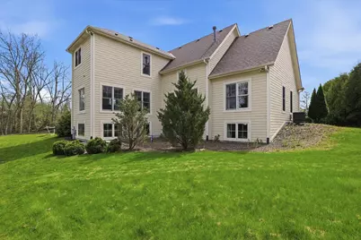 13015 W Winterberry Way, New Berlin, WI 53151 - Photo 44