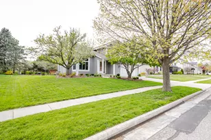 1404 40th Ct, Kenosha, WI 53144 - Photo 6