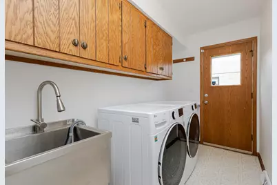 1404  40th Ct, Kenosha, WI 53144 - Photo 30
