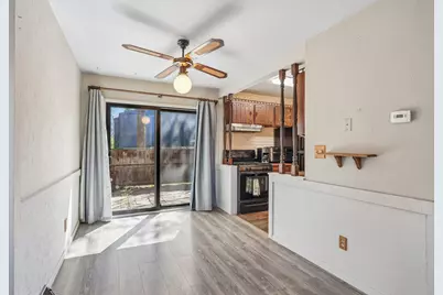 9272 N 70th St #5, Milwaukee, WI 53223 - Photo 10