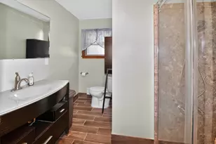 3440 W 5 Mile Rd, Racine, WI 53108 - Photo 12