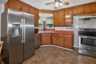 3440 W 5 Mile Rd, Racine, WI 53108 - Photo 10