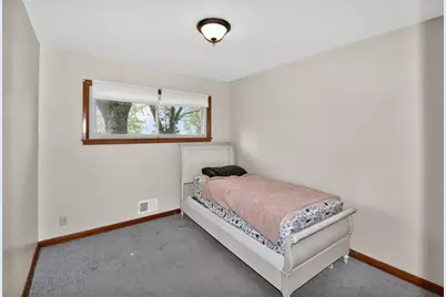 3440 W 5 Mile Rd, Racine, WI 53108 - Photo 18
