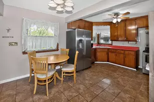 3440 W 5 Mile Rd, Racine, WI 53108 - Photo 8