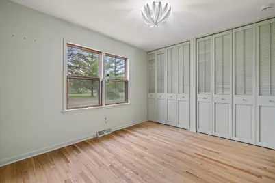 7300 S 92nd St, Franklin, WI 53132 - Photo 16