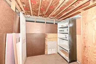 7941 S 68th St, Franklin, WI 53132 - Photo 28