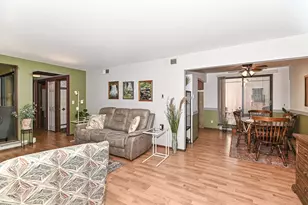 7941 S 68th St, Franklin, WI 53132 - Photo 2