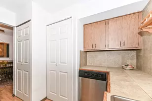 7941 S 68th St, Franklin, WI 53132 - Photo 12