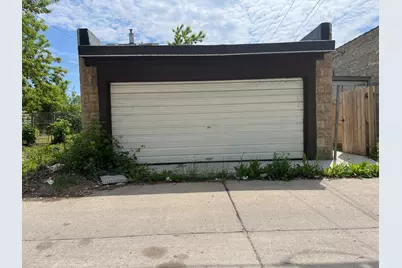 2925 N Holton St #2927, Milwaukee, WI 53212 - Photo 8
