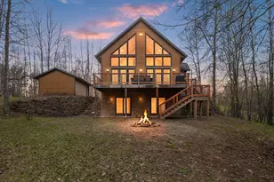 820 Kloppman St, Crivitz, WI 54114 - Photo 2
