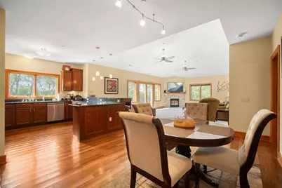 N51W34681  Wisconsin Ave #3116, Oconomowoc, WI 53069 - Photo 6