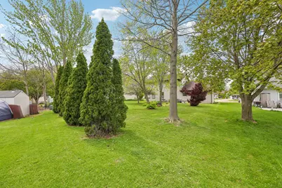 856  Uhen Ct, Burlington, WI 53105 - Photo 36