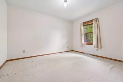 856  Uhen Ct, Burlington, WI 53105 - Photo 24