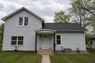 305 W Foster St, Tomah, WI 54660 - Photo 1