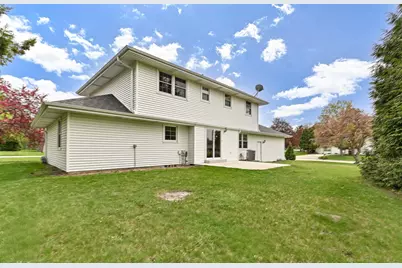 4395 S Delphine Dr, New Berlin, WI 53151 - Photo 26