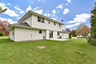 4395 S Delphine Dr, New Berlin, WI 53151 - Photo 26
