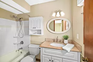 4395 S Delphine Dr, New Berlin, WI 53151 - Photo 20