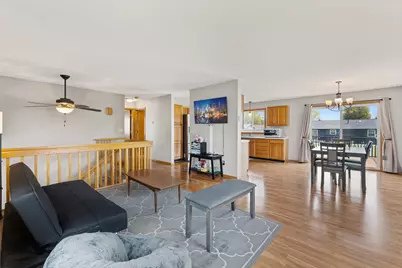 305  Mallard Dr, Holmen, WI 54636 - Photo 6