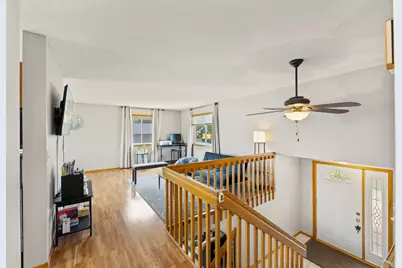 305  Mallard Dr, Holmen, WI 54636 - Photo 4