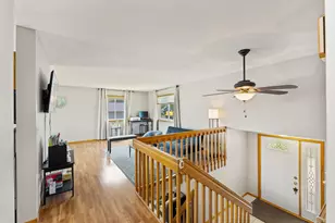 305 Mallard Dr, Holmen, WI 54636 - Photo 4