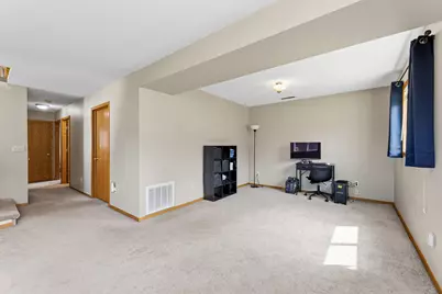 305  Mallard Dr, Holmen, WI 54636 - Photo 22