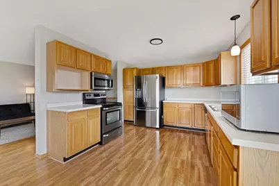 305  Mallard Dr, Holmen, WI 54636 - Photo 10