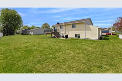 305  Mallard Dr, Holmen, WI 54636 - Photo 26