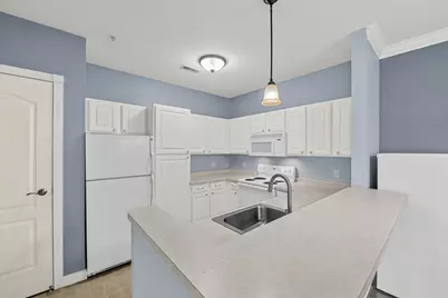 2720  Northview Rd #32, Waukesha, WI 53188 - Photo 10