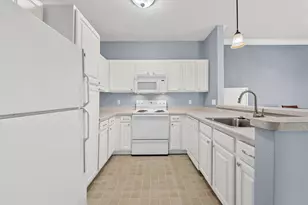 2720 Northview Rd, Waukesha, WI 53188 - Photo 8