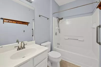 2720  Northview Rd #32, Waukesha, WI 53188 - Photo 16