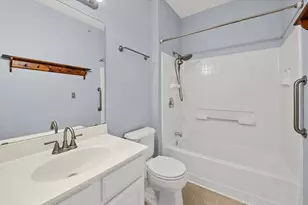 2720 Northview Rd, Waukesha, WI 53188 - Photo 16