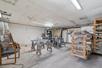 2204 N Rapids Rd, Manitowoc, WI 54220 - Photo 8