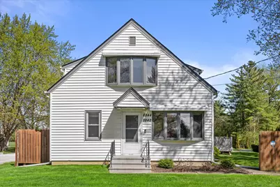 8842 S Chicago Rd #8844, Oak Creek, WI 53154 - Photo 1