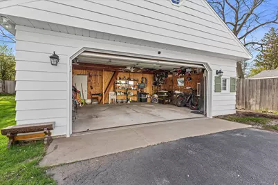 8115 N Whitney Rd, Fox Point, WI 53217 - Photo 36