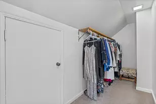 8115 N Whitney Rd, Fox Point, WI 53217 - Photo 20