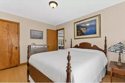 8115 N Whitney Rd, Fox Point, WI 53217 - Photo 26