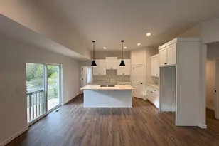 267 Cardinal Dr, Sullivan, WI 53178 - Photo 4