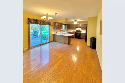 W360N7532  Thomas Dr, Lac La Belle, WI 53066 - Photo 10