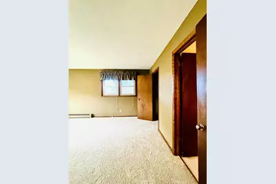 W360N7532  Thomas Dr, Lac La Belle, WI 53066 - Photo 24