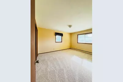 W360N7532  Thomas Dr, Lac La Belle, WI 53066 - Photo 18