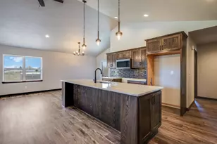 2210 S 19th St, Manitowoc, WI 54220 - Photo 12