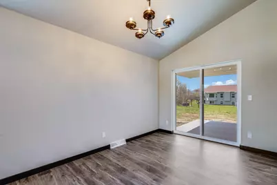2210 S 19th St, Manitowoc, WI 54220 - Photo 18