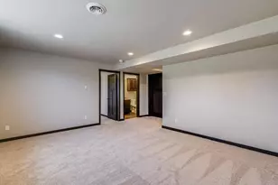 2210 S 19th St, Manitowoc, WI 54220 - Photo 36